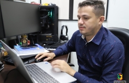 Câmara de Alcinópolis recebe visita de especialista em segurança digital