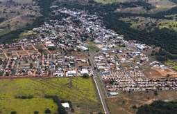Prefeitura de Figueirão inicia fiscalização de terrenos baldios e reforça combate a riscos urban