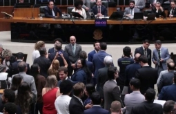 Câmara aprova fim da escala 6x1, todos deputados de MS votam a favor