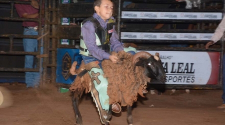 Rodeio em Carneiros - 2º Rodeio Fest de Figueirão.