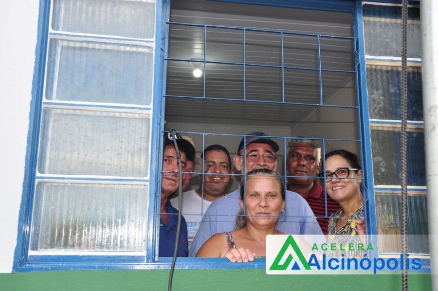 Mais uma família alcinopolense realiza sonho da casa própria.