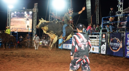 3º dia: 3º Rodeio Fest de Figueirão.