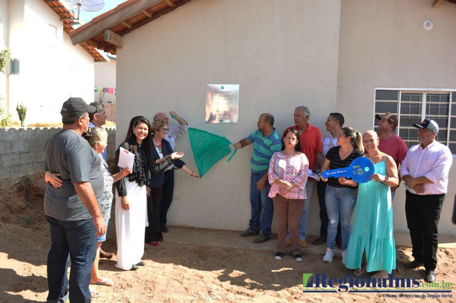 Entrega de casas em Figueirão foi marcado com emoção e gratidão.