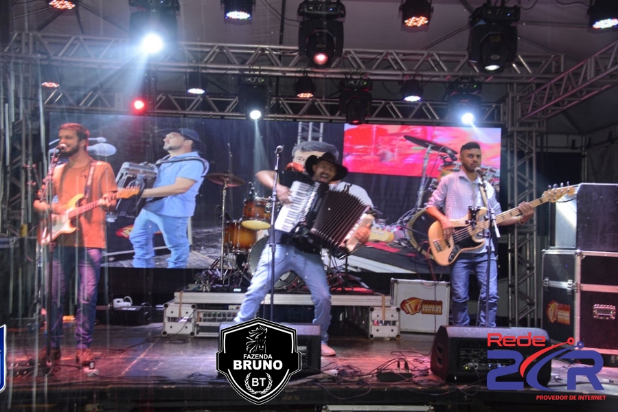 Baile com Sociedade Baileira.