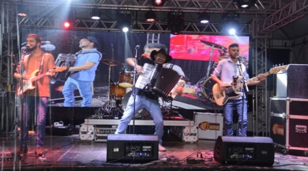 Baile com Sociedade Baileira.