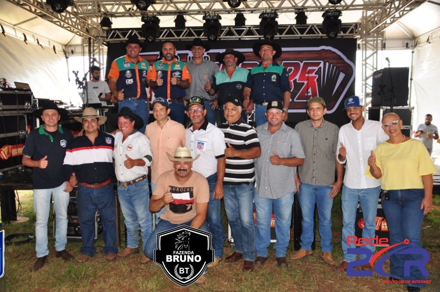 ALMOÇO: Fazenda Bruno - 1º CNL 