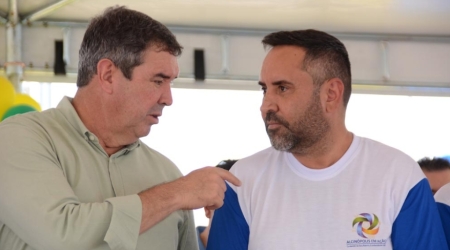 Governador Eduardo Riedel, Prefeito, Senadores e Deputados realizam Sonhos em Alcinópolis