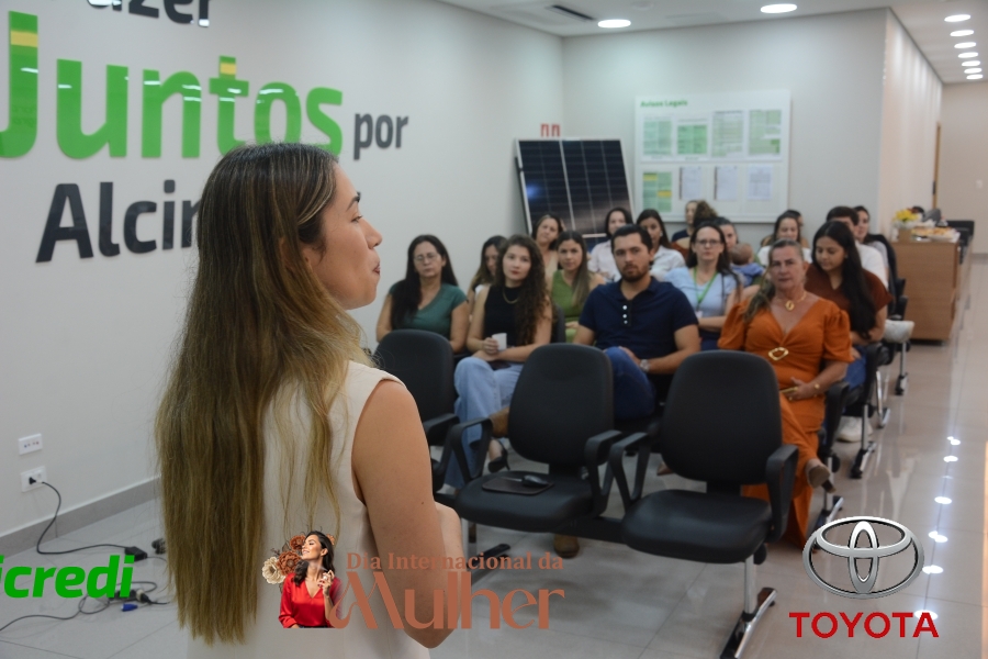 Café da manhã com as mulheres - SICREDI