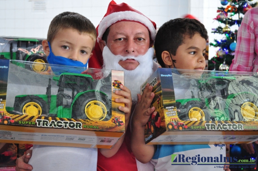 Papai Noel chegou em Alcinópolis.