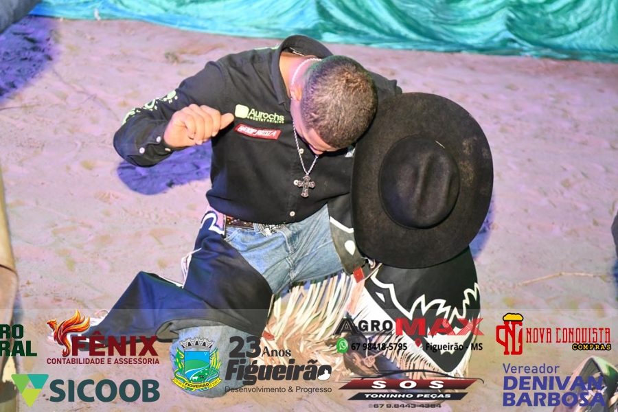 2ª noite do 5ª  Rodeio Fest de Figueirão