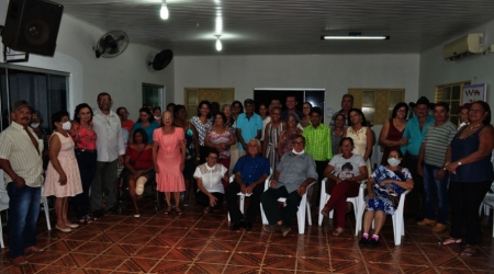 Idosos do Centro de Convivência de Alcinópolis voltam à rotina de atividades.