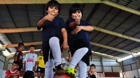 Jogos Amistosos e Entrega de Uniformes.