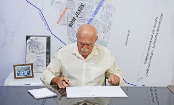 {[ tag:slider[].source ]}