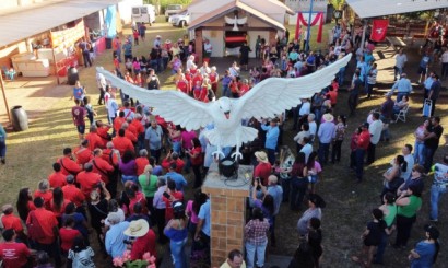 Festa do “Divino Espirito Santo” em Santa Tereza.